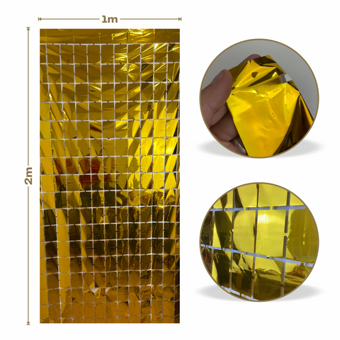 Cortina metalica en cuadros de 1m x 2m  Dorada