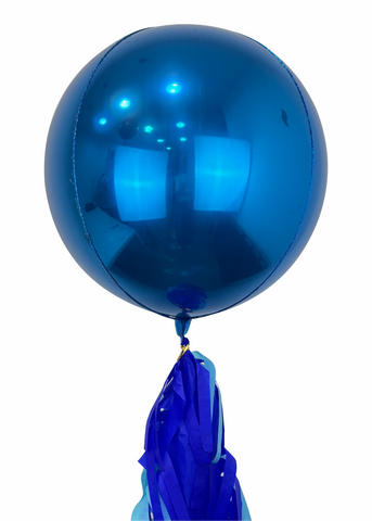 Esfera metálica azul brillante