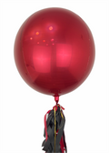 Esfera metálica roja